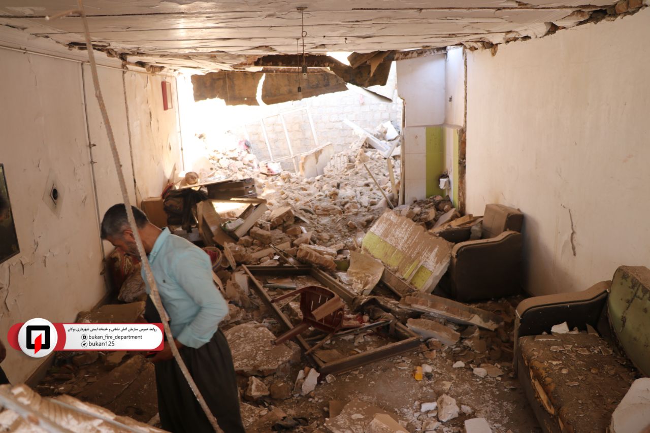 تخریب ۶۰ درصدی یک ساختمان در بوکان بر اثر انفجار